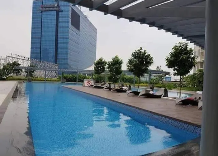 Apartment Affordable Staycation At San Lorenzo Place